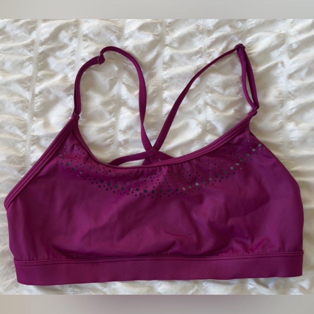 Victoria secret sports bra with a cute cut out design